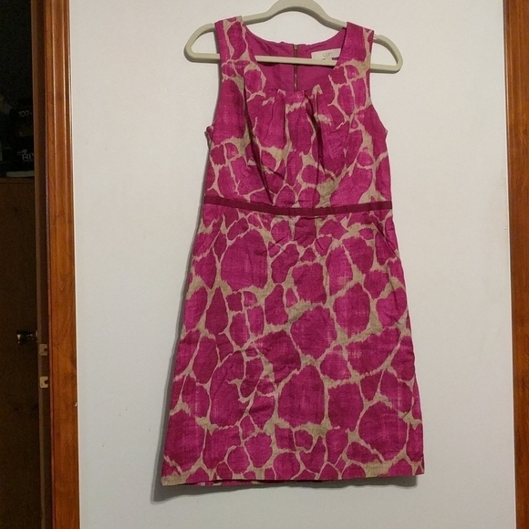Loft Pink Giraffe Print Dress with Pockets - size 8 - Picture 1 of 4